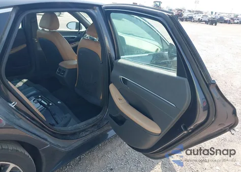 2020 Hyundai Sonata Limited from USA, damaged, VIN 5NPEH4J21LH005642